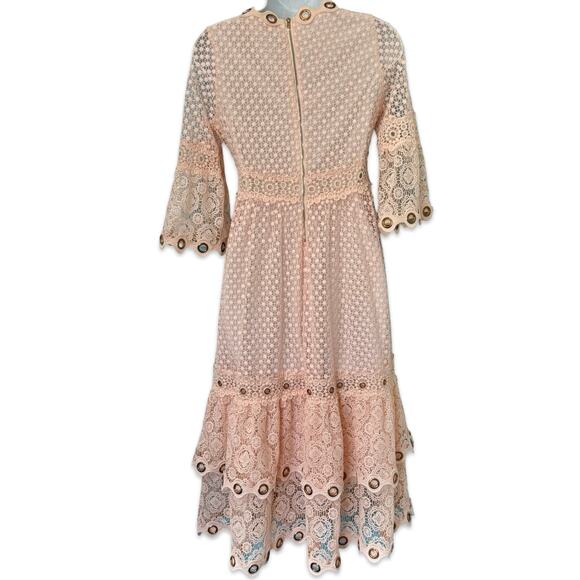 Maje Blush Pink Roso Gold Grommet Lace Tiered Half Sleeve Midi Dress size 1 / S - Picture 4 of 12